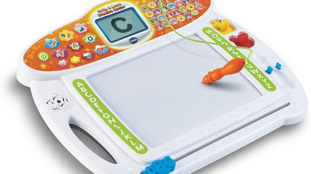 ⁣Kids painting 🎨 drawing board